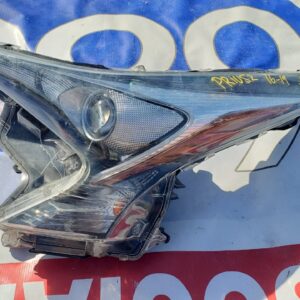 Toyota prius 2016-2019 foco izquierdo F-8765 (Rack B-1 BODEGA