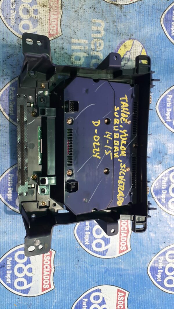Tahoe, yukon,silverado,suburban 2014-2015 D-0224 Estereo