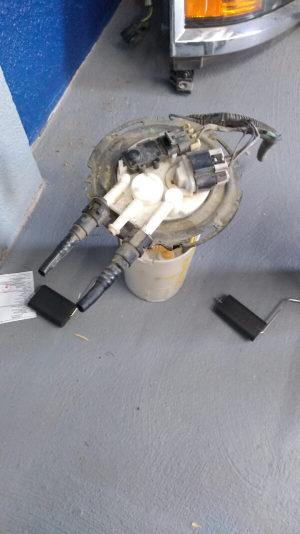Cadillac Escalade 2007 Bomba de gasolina