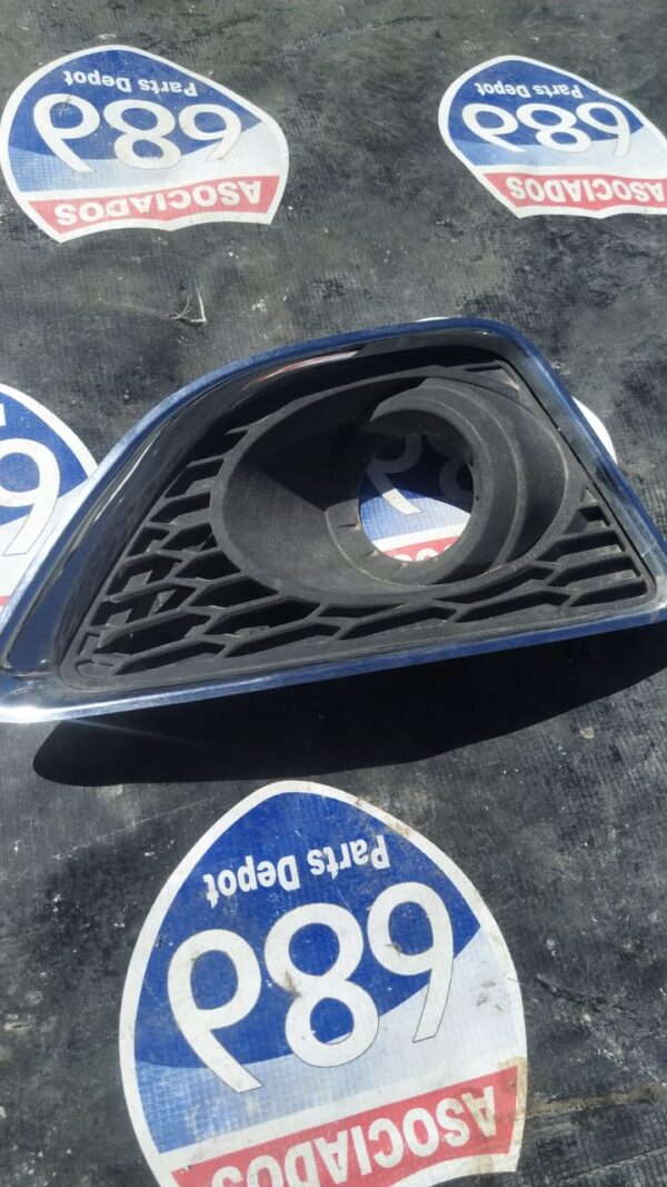 Ford fusion 2011 rejilla derecha