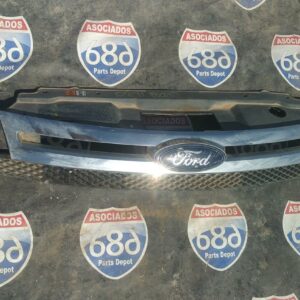 Ford focus 2008-2012 parrilla