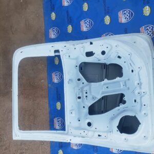 Silverado 14-18 R 07959 puerta trasera derecha