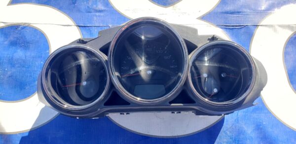 Cadillac cts 2008-2010 Cluster