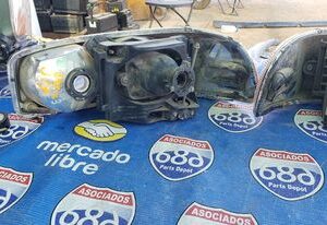 Sierra 1999-2006 f2021 Par de faros f2022