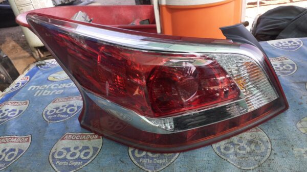 Altima 13-15 – B-4605 Mica izquierda