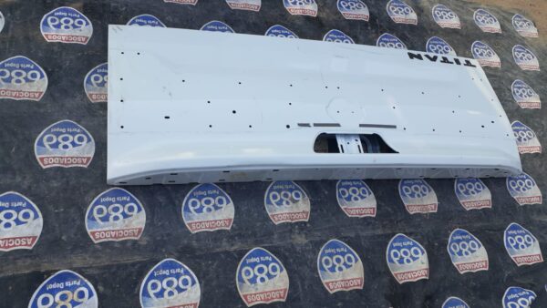 Titan 2019-2021 B-0260 Tapa de caja (Bodega)