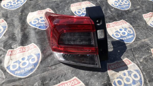 Impreza 17-19 — B-4009 mica izquierda