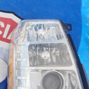 Cadillac Escalade 2008-2010 foco (faro) derecha