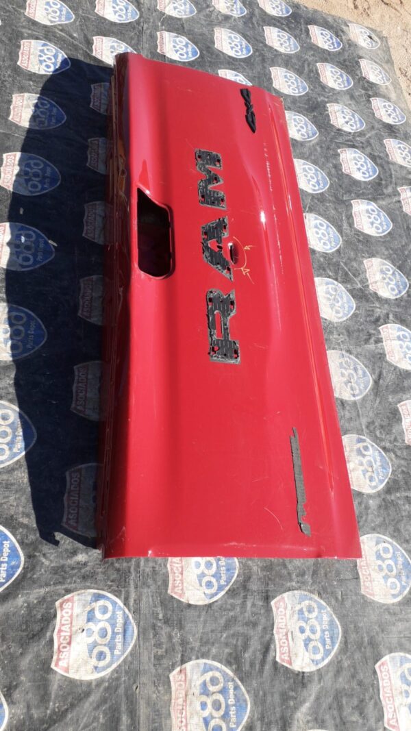 Ram 19-21 B-2073 tapa de caja (Bodega)