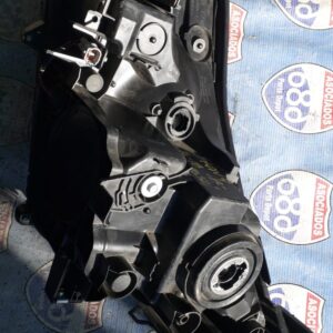 Rav4 16-18 -R- B-9052 foco derecho (Rack A-3) (BODEGA)