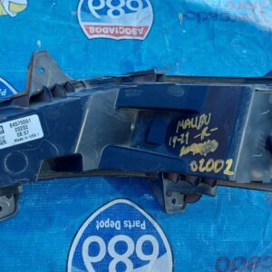 Faro (cuarto) Malibu 19-21 02002 -R-