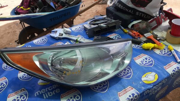 Hyundai tucson 2010-2013 foco derecho 02090 (Rack D-1)