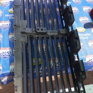 F-150 2018-2020 A-2371 (persiana de aire activo)