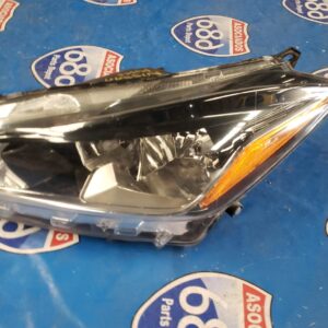 Nissan kiks  18-20 L 000019 FOCO RACK D-3 BODEGA