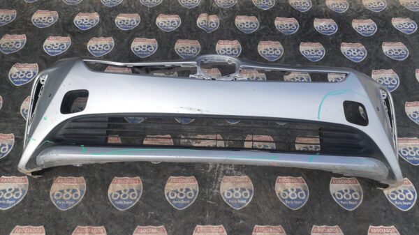 Prius 19-20 B-2099 Defensa delantera
