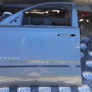 Tahoe 2019-2020 puerta delantera izquierda B-0266