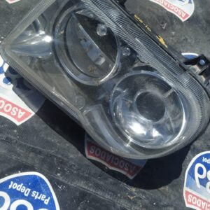 Chrysler 300 2005-2009 8 cilindros foco izquierdo lupa