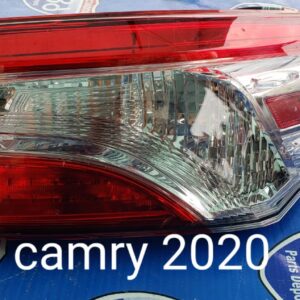 Camry 2019-2020 mica derecha