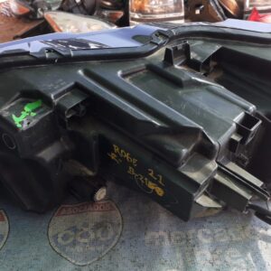 Rogue 2021 B-216083 foco derecho (Rack A-4) BODEGA