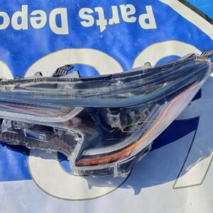 Corolla 2020 Foco izquierdo con detalle 02046 (Cerco)