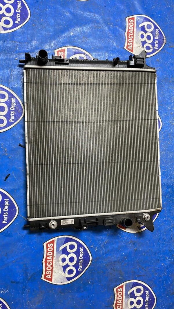 Radiador camaro Ss zl1 16-22  a93345 bodega