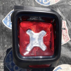 Renegade 15-17 – B-4006 mica derecha