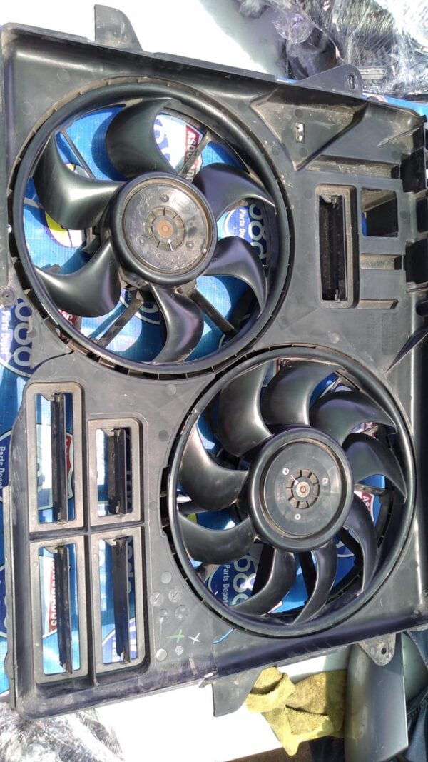 Mustang 15-19 Gt Fr33-8c607-ae Ventilador