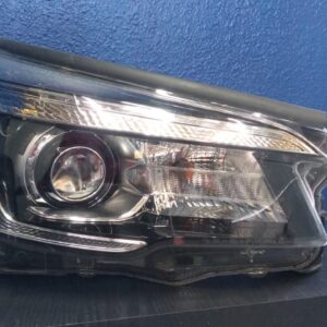 Subaru Forester 2019-2020 foco derecho 02091 (Rack D-1)