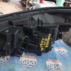 Forester 19-20 -R- B-3080 foco derecho (Rack A-3)  BODEGA
