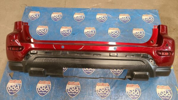 Pathfinder 17-18 09043 defensa trasera bodega
