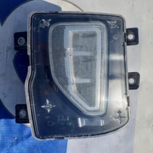 Chevrolet silverado 2016-2018 faro niebla izquierdo