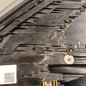 Mercedes class C s580 2021-2022 foco derecho (Rack C-4)