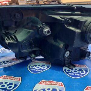 Toyota rav4 2016-2017 foco derecho  F3018 (Pared)