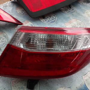 Camry 15-17 -R- B-5207 mica derecha
