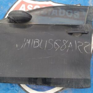 Mazda 3 2011 puerta izquierda delantera