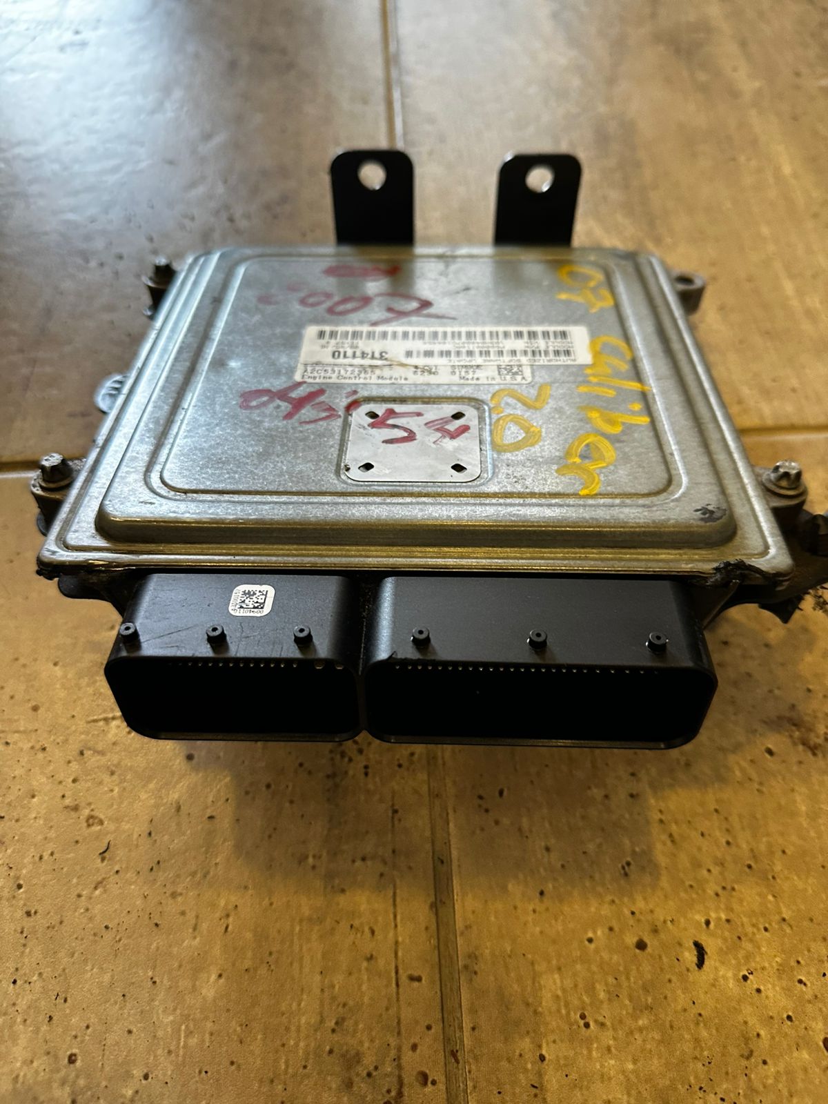 Computadora motor Dodge caliber 2008 usada