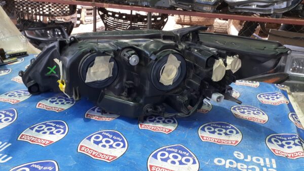 Lexus ES 350 2013-2015 foco derecho F-2222  RACK A-3  BODEGA