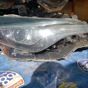 Foco Corolla 17-18 -R- C-1432 (rack c-1)