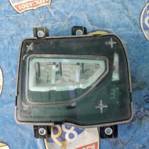 Faro Silverado -L- 16-18 (Pared)