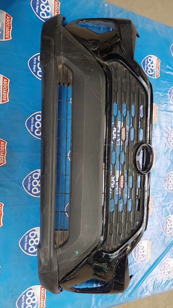 Defensa delantera Rav4 2019-21 09093 (Bodega)