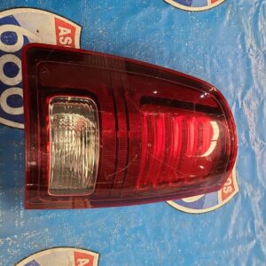 Mica izquierda Ram r/t 13-18 300471 (Bodega)