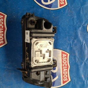 Faro de niebla izquierdo Cadillac cts 14-19 B-1501 (Bodega)