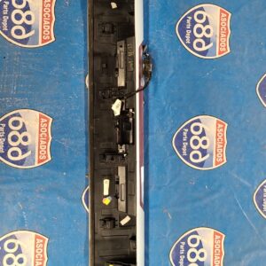spoiler de cabina con stop Sierra silverado 19-22 20069  (Bodega)