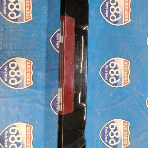 spoiler de cabina con stop Sierra silverado 19-22 20068 (Bodega)