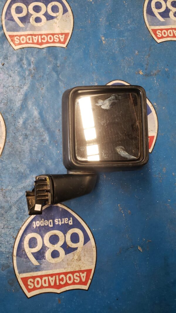 retrovisor derecho Jeep wrangler 19-21 681921 (bodega)