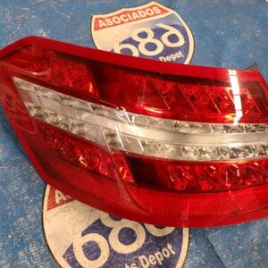 mica izquierda Mercedes E class w212 10-13 B-0008 (bodega)