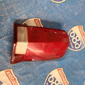 Mica derecha Escalade 02-06 B-0206 (bodega)