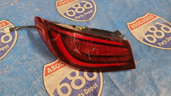 Mica izquierda Infiniti Q60 17-19 B-0213 (bodega)