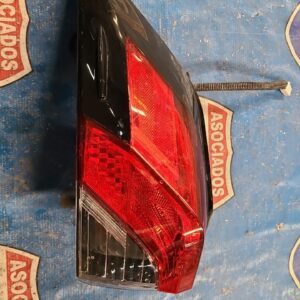 Mica izquierda Rav4 19-21 411921 (bodega)