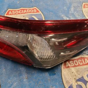 Mica derecha Camry 18-20 B-5068 (bodega)